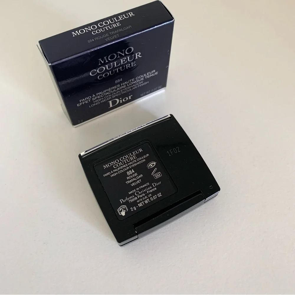 Dior velvet shadow mirrored compact